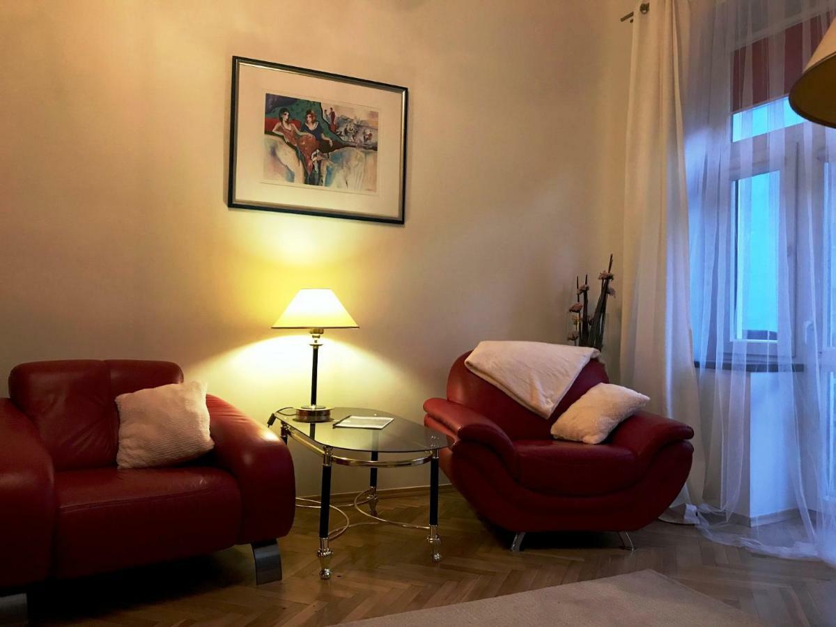 Apartament "Cleopatra 5" Przy Rynku Z Parkingiem, Faktury Vat Apartment เคียลเซ ภายนอก รูปภาพ