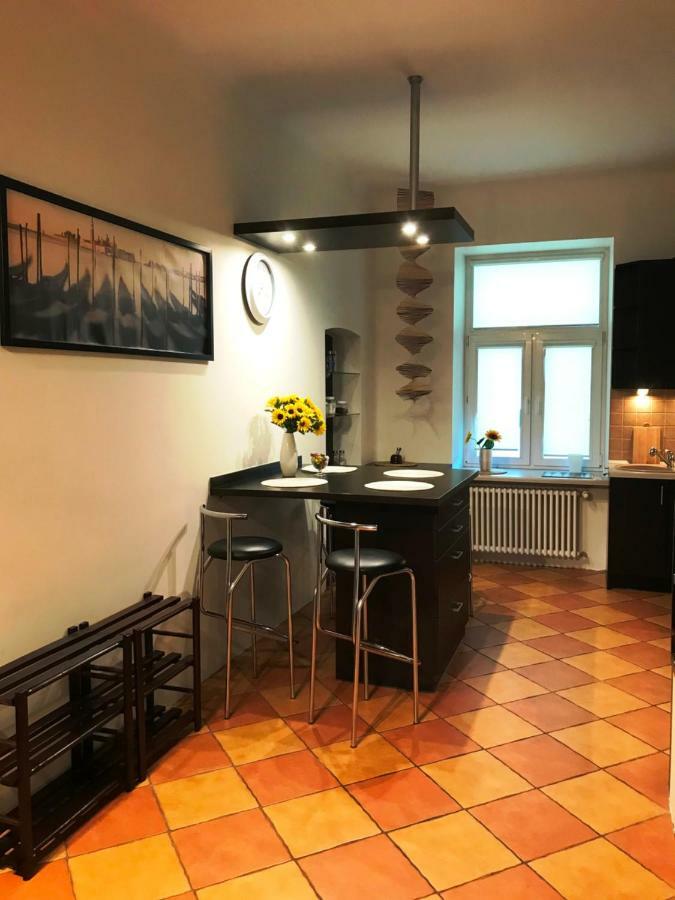 Apartament "Cleopatra 5" Przy Rynku Z Parkingiem, Faktury Vat Apartment เคียลเซ ภายนอก รูปภาพ